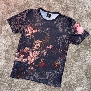 ZARA MEN Graphic Tee XL But More Like A Large